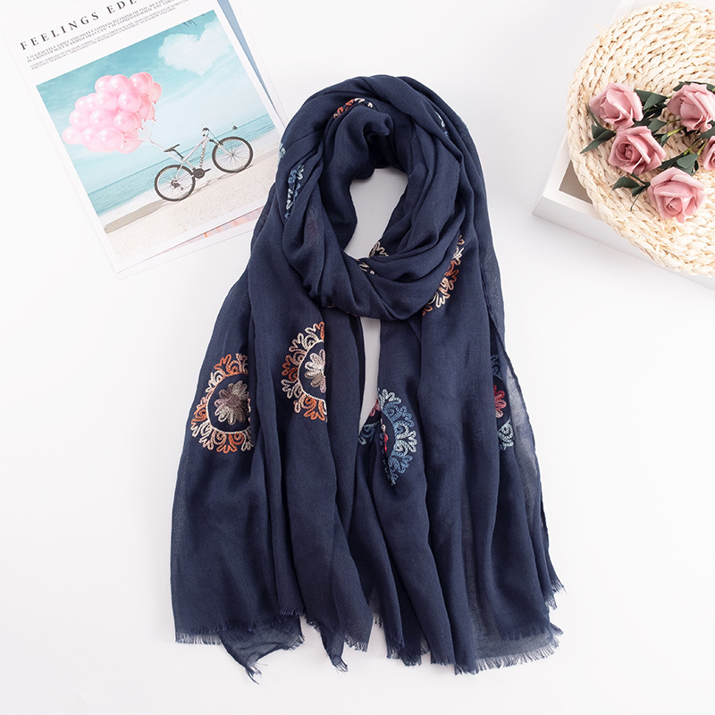 민족 자수 여성 겨울 풀라, 우아한 꽃, 긴 스카프,  - Winter Ethnic Fashion For Women 리뷰 및 가격